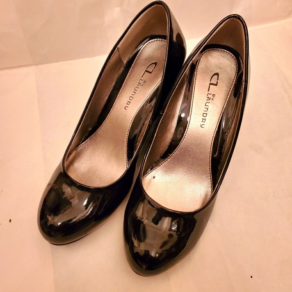 Chinese laundry wedge heels